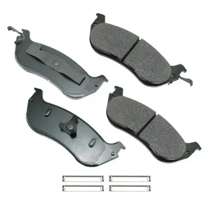Imagen de Balatas de Disco Ceramica SCD674A Para Ford Crown Victoria 1996-2002, Lincoln Town Car 1996-2002, Mercury Grand Marquis 1996-2002